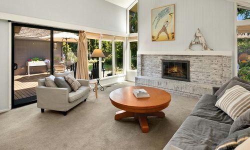 Why Long Grove Appeals to High-End Buyers …