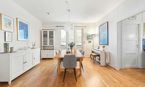 Best Neighborhoods in Barrington IL for Lu…