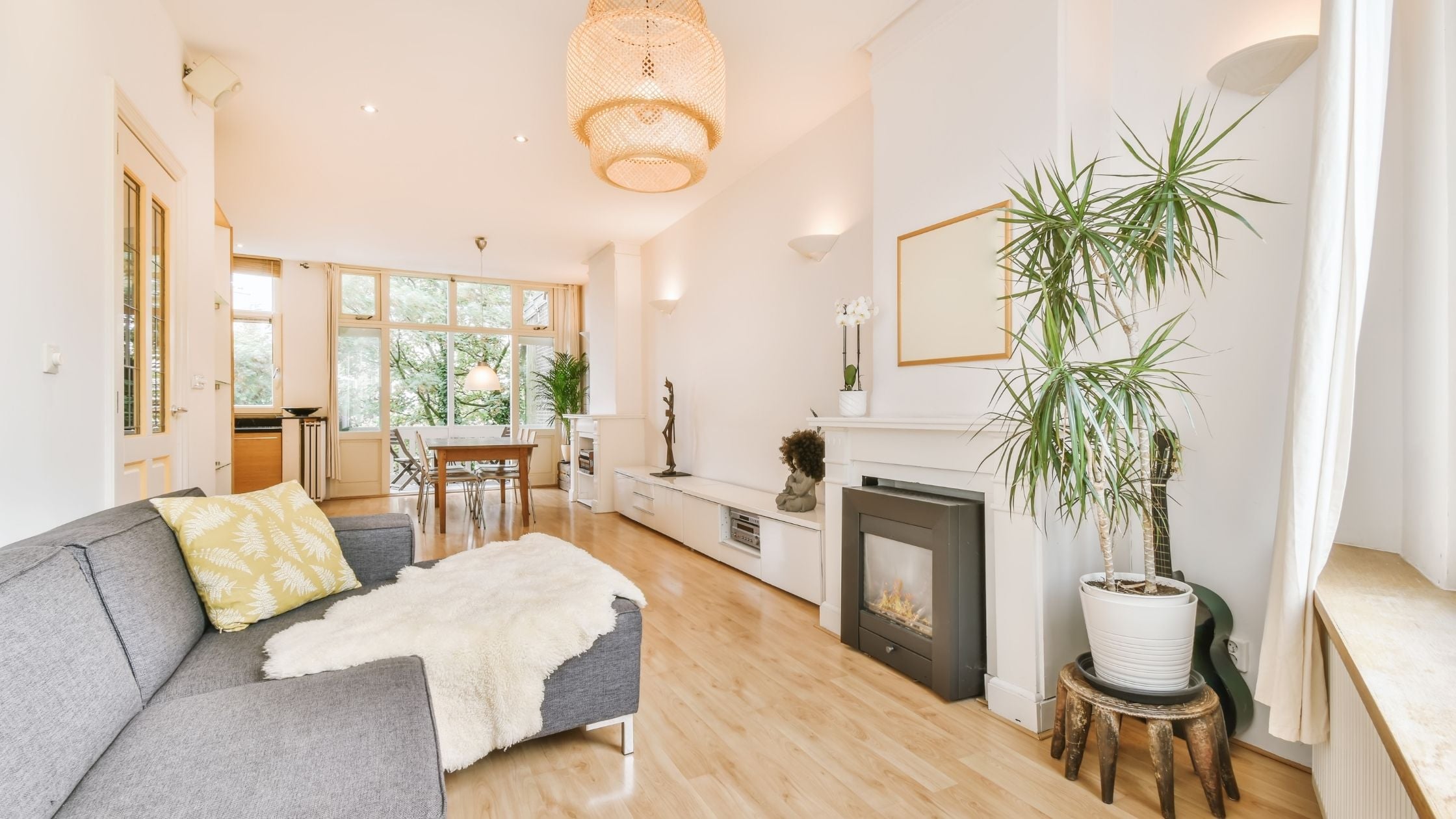 Sell First, Buy Next? Helen Oliveri's Hawthorn Woods, &hellip;