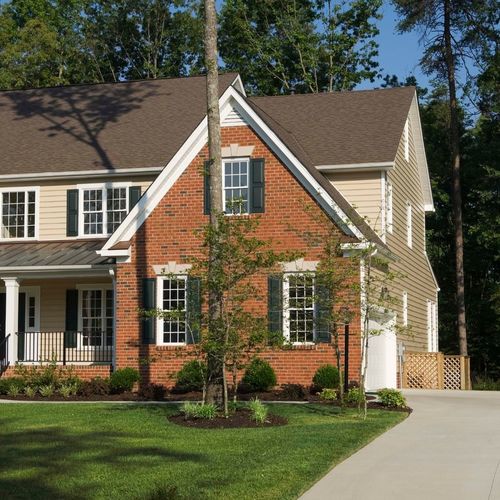 Lakefront Luxury in Lake County