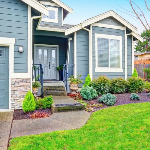 Luxury Real Estate in Chicago Suburbs: Best Areas for High-End Homes and Lifestyle