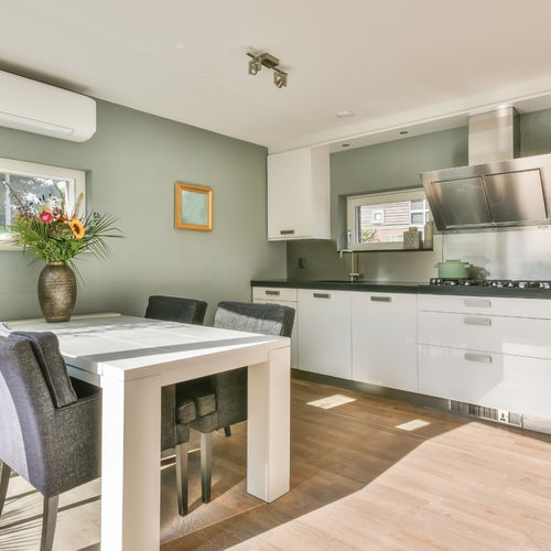 How to Market a High-End Property in Long Grove Successfully