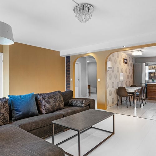 What Buyers Expect from Luxury Homes in Long Grove