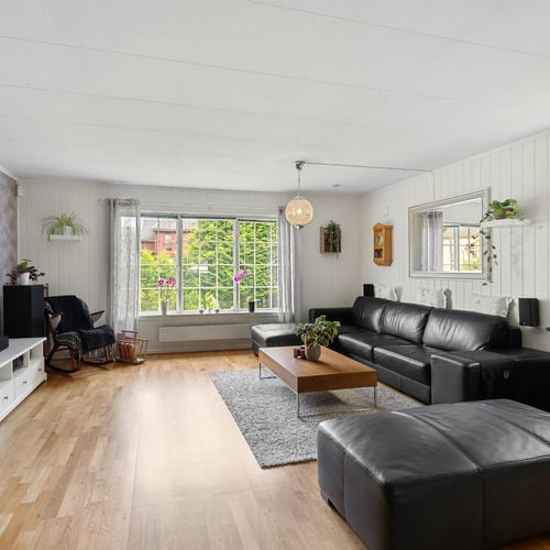 Why Long Grove Homes Hold Their Value Over Time