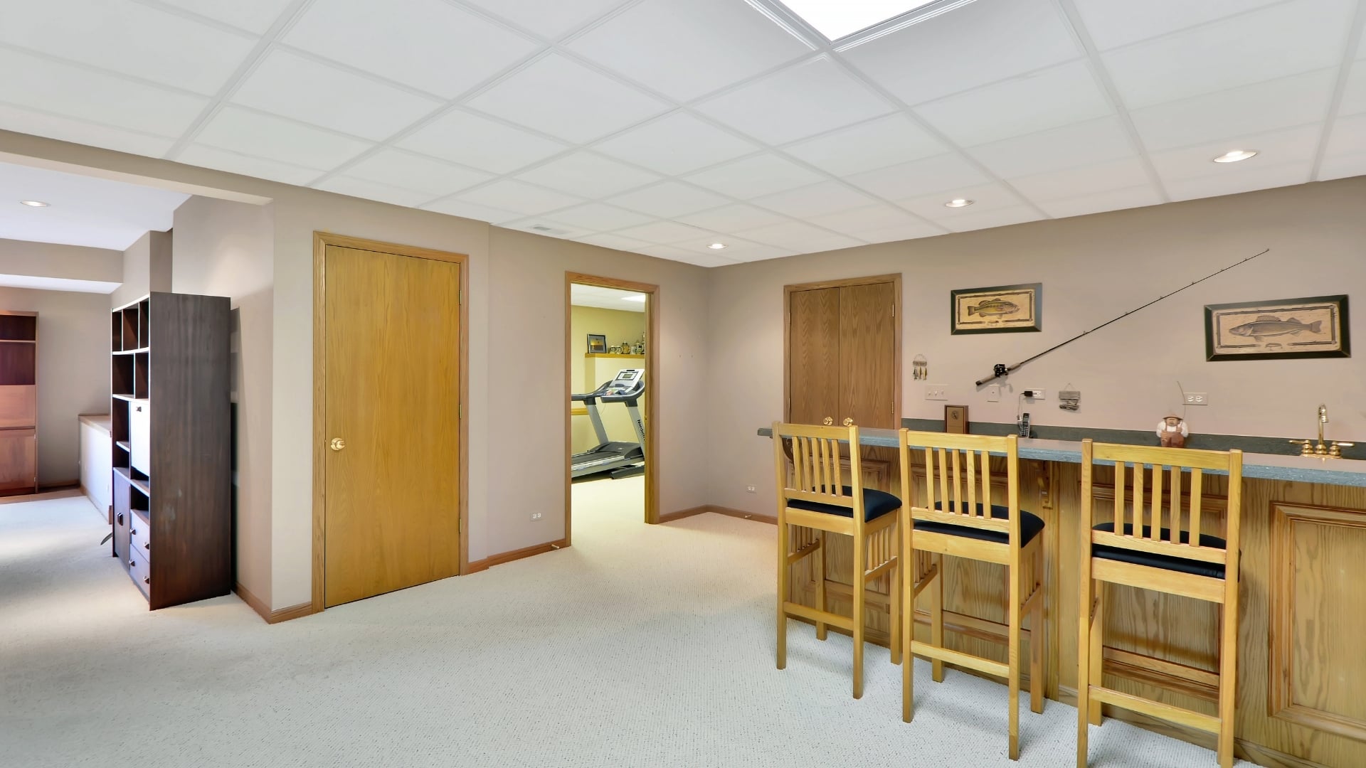 Best Luxury Neighborhoods in Hawthorn Woods for Buyers