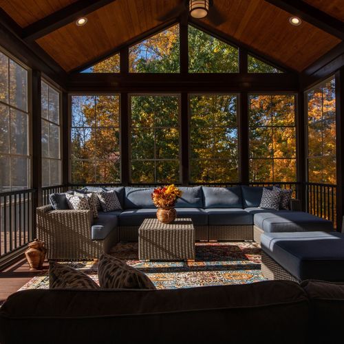 How to Navigate Multiple Offers in a Hot Illinois Real Estate Market