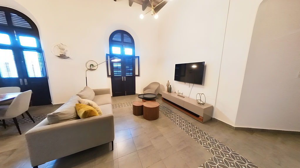 82f1c847-82d7-49b0-9a2b-4d7bd68d9b84