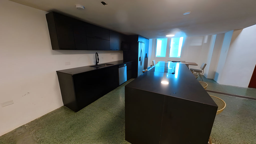 979b2592-a9cc-405e-a4a4-e64cee646d20