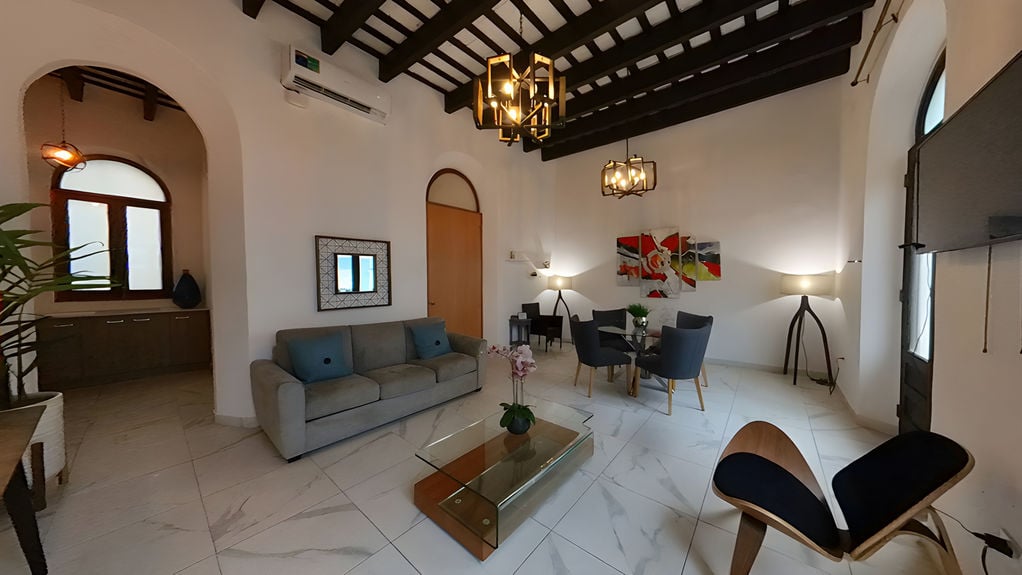 bf851e70-d60f-4bdf-915d-87b5050b970a