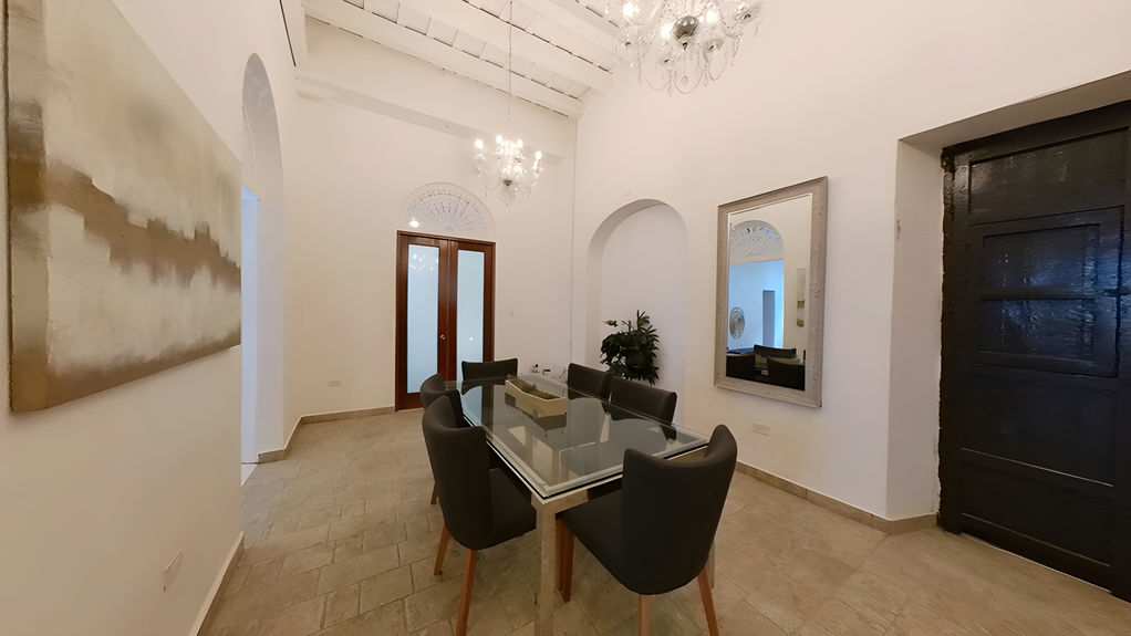 dabf537b-3b02-4697-95ac-74c8644d1b39