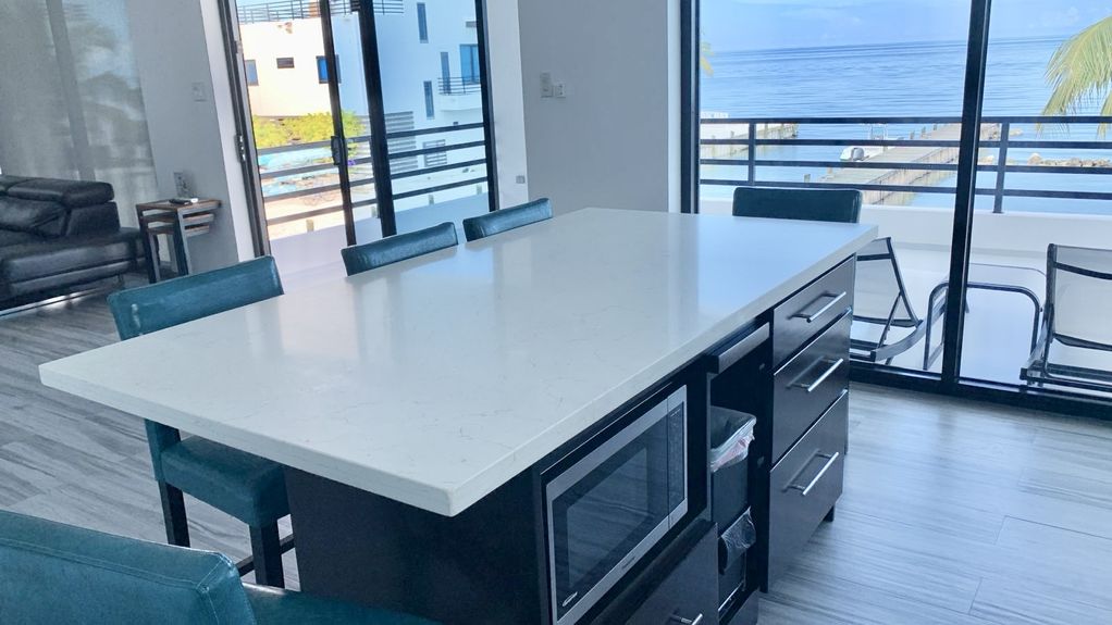 6533bf9f-22e2-4b79-ad48-b5533c5f9a7c