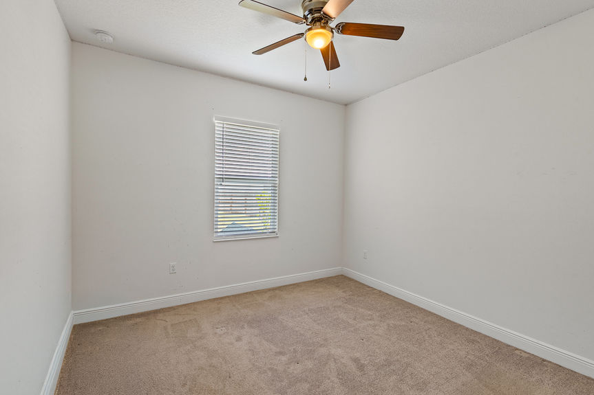 275 SW Elderberyy Drive-13
