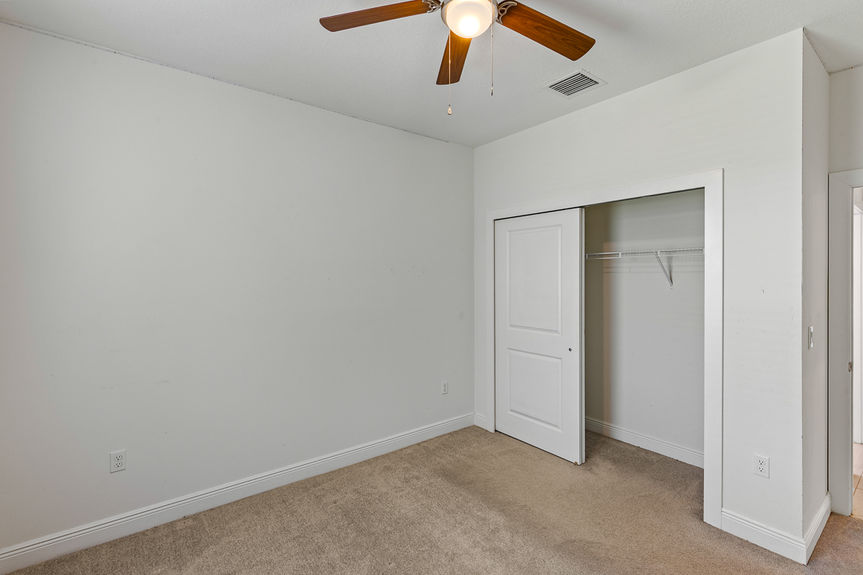 275 SW Elderberyy Drive-14