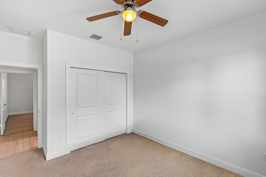 275 SW Elderberyy Drive-16
