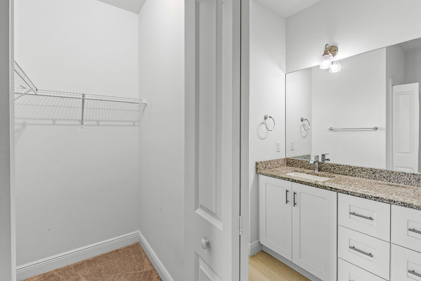275 SW Elderberyy Drive-24