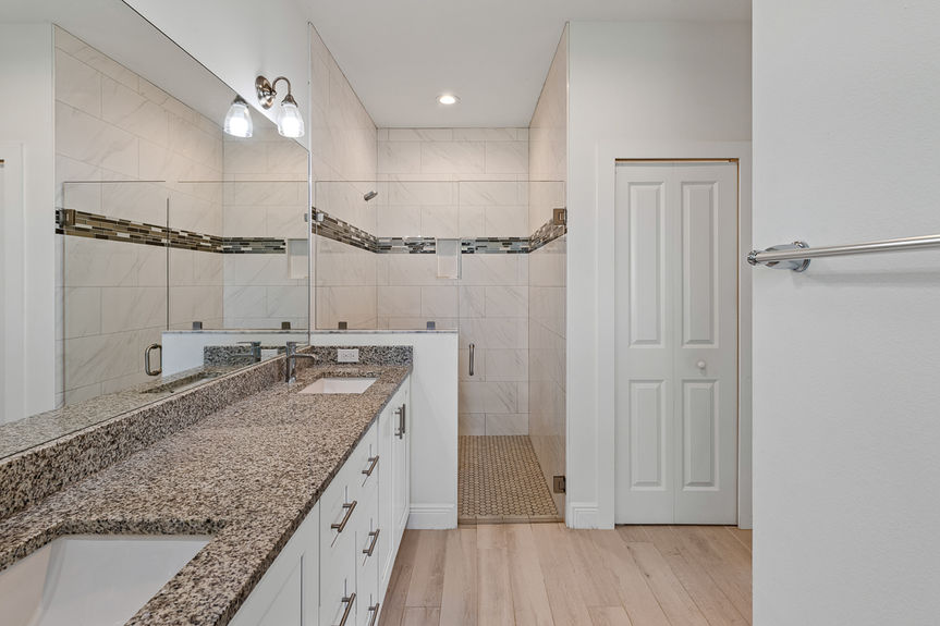 275 SW Elderberyy Drive-28