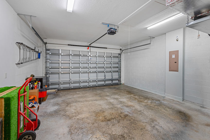 275 SW Elderberyy Drive-29