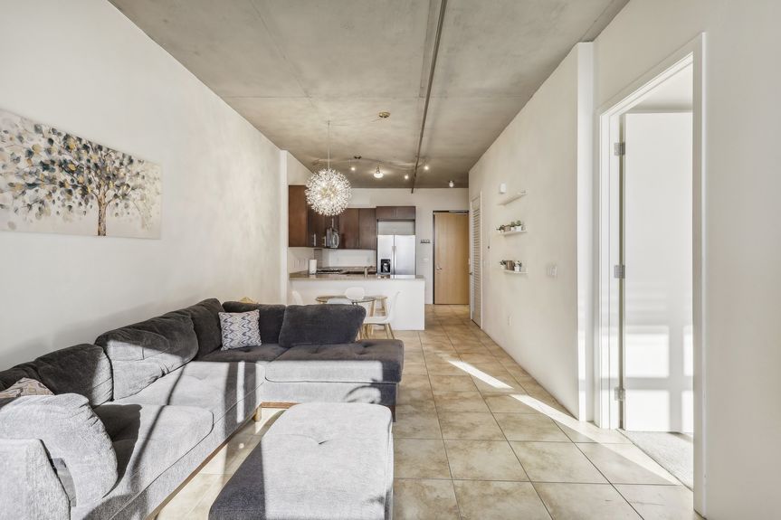 E Bonneville Ave #343-008