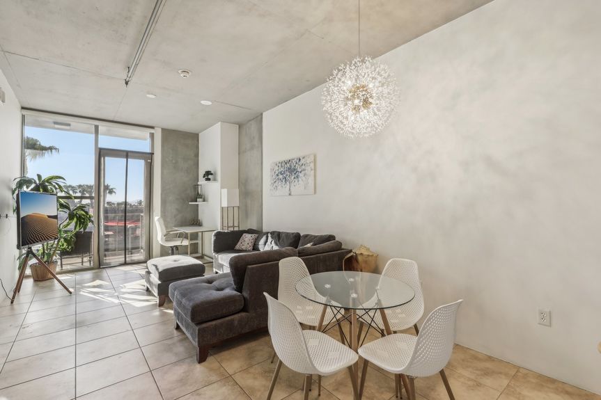 E Bonneville Ave #343-010