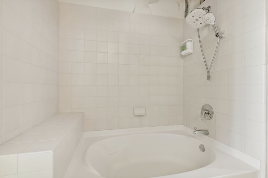 E Bonneville Ave #343-020