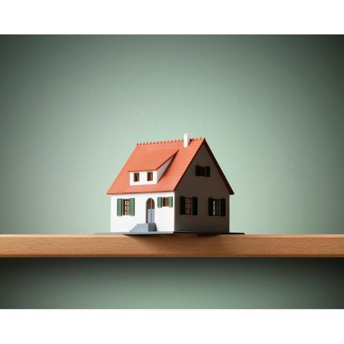 The First Showing Happens Online: Why Professional Photos and Marketing Matter in East Hampton, CT