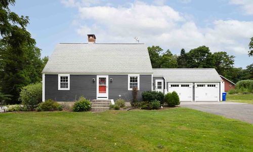 New Home for Sale in Hebron - 559 East Str…