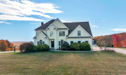 New Home For Sale in East Hampton - 5 Skyl&hellip;