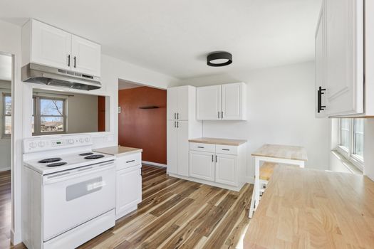 11-web-or-mls-Dudley St-S1803-011