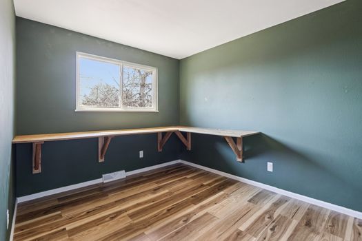 16-web-or-mls-Dudley St-S1803-016