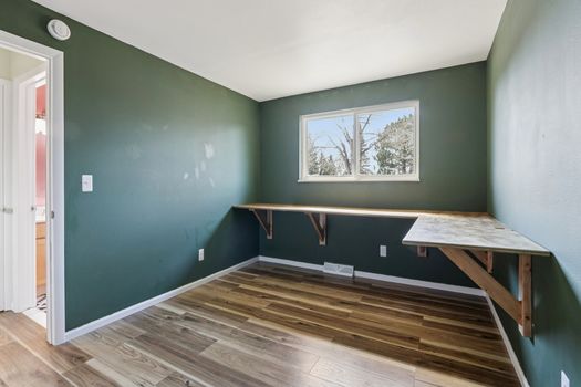 17-web-or-mls-Dudley St-S1803-017