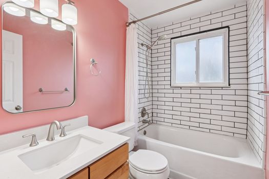 23-web-or-mls-Dudley St-S1803-023