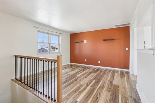 7-web-or-mls-Dudley St-S1803-007