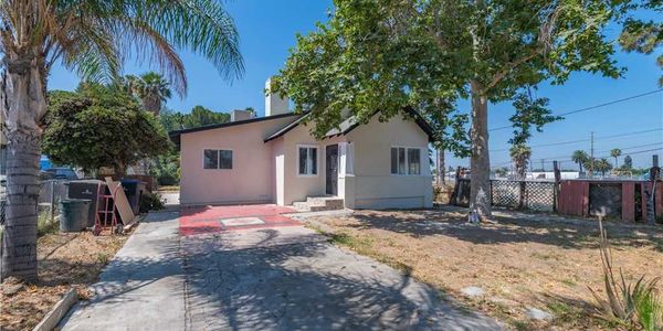 Charming Single-Story Home in Riverside: Perfect for First-Time …