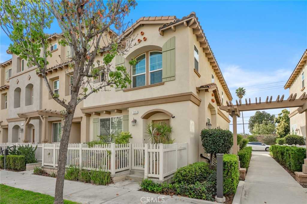 Azusa Living Done Right A Modern 3-Bedroom Townhome You’ll Love