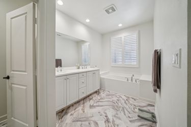 29-web-or-mls-S Oasis Paseo 53-S0304-029