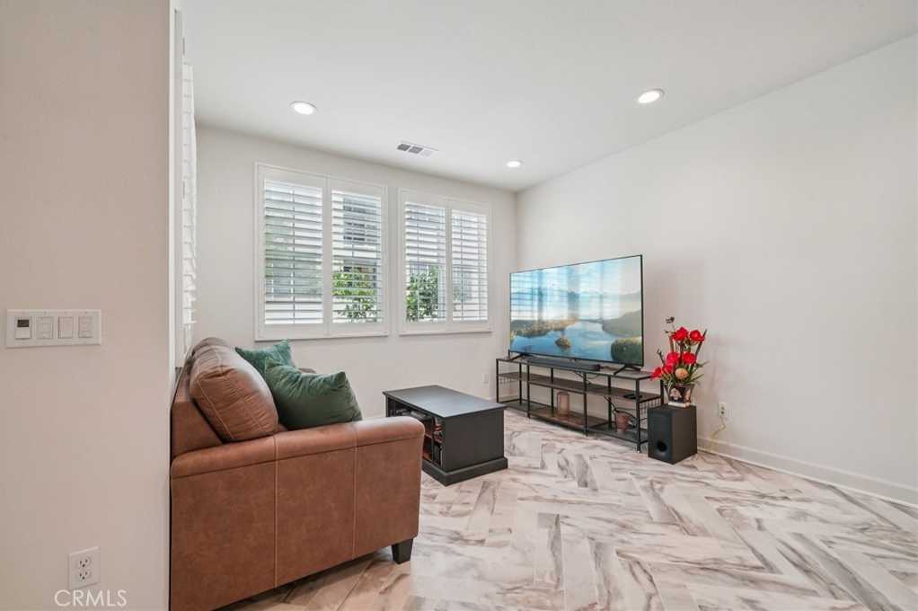 Is This Stunning Ontario, CA Home the One You’ve Been Waiting For (2)