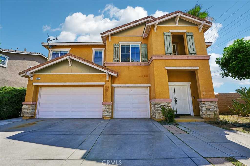 Is This the Perfect Eastvale Family Home 4 Beds, No HOA, Big Layout