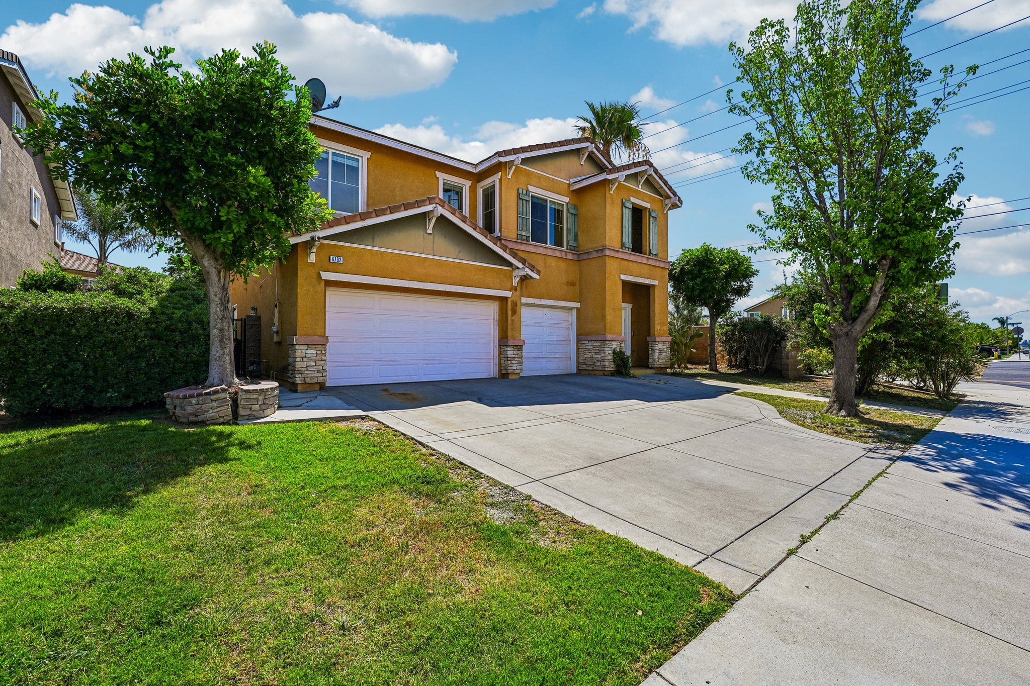 3-web-or-mls-Wells Springs St-S2204-003
