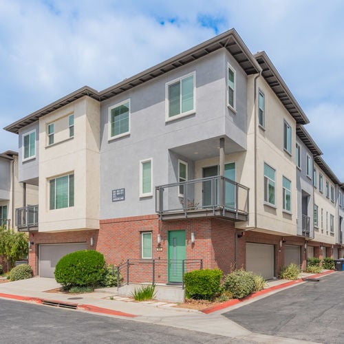 West Covina Townhome for Sale: 805 Hudson Lane — Turn-Key 4-Bed Meritage Home (2026)