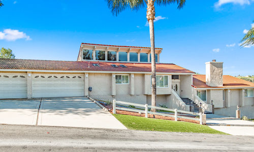 Luxury gated estate in Diamond Bar: 2819 Steeplechase Lane in &hellip;