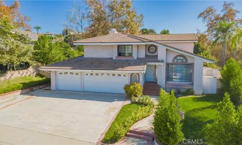 Inside 930 Crystal Water: A Move-In-Ready Home in Walnut's Snow &hellip;