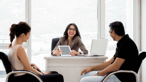 Cloud-Based Real Estate Brokerage vs Local Brokerage