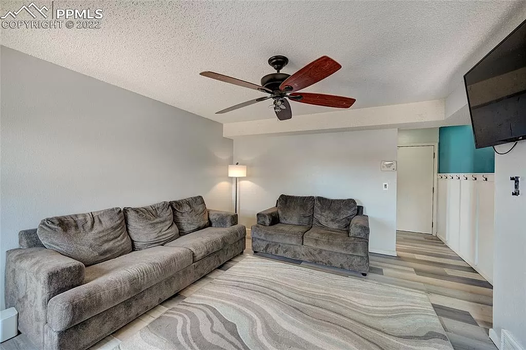 8bfe67155c460c00f36978f7a3623d25-uncropped_scaled_within_1536_1152