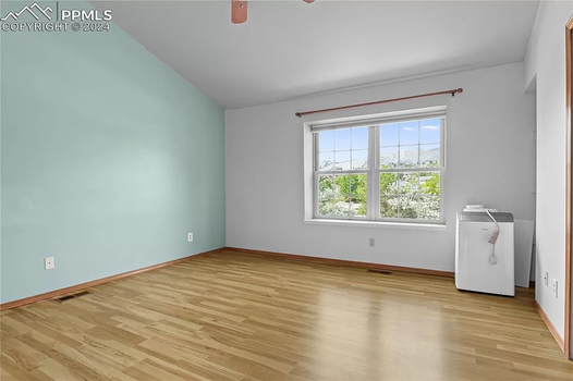 a9e2bbac0631f47210adfa3ea7eed2c6-uncropped_scaled_within_1536_1152