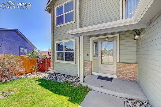 f0805944a90628d8208316f4ab99bc3f-uncropped_scaled_within_1536_1152