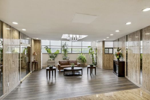 11 Wincott Drive Gallery Image 1