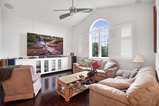 365 Hillsdale Road Gallery Image 1