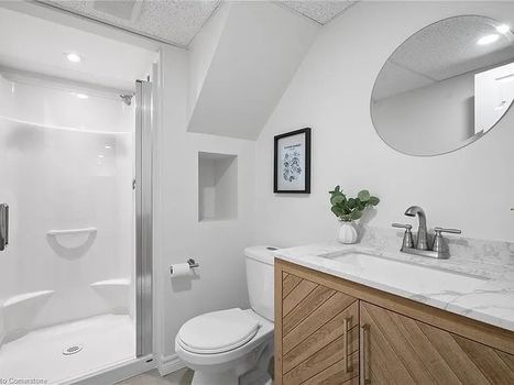 af70e8cd01e275cd35c257551f56d9e8-cc_ft_768