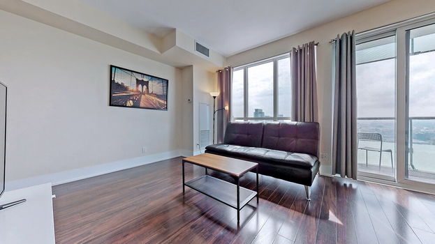 005TT32-ksihcj5ob02uhs8v5ew