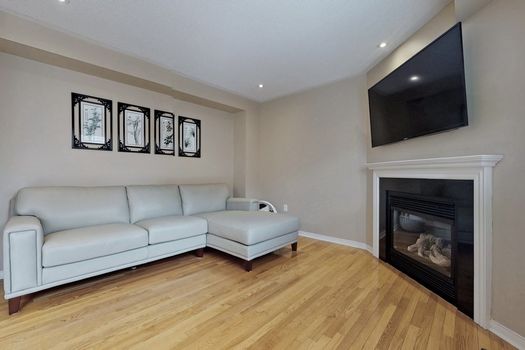 008TT060-l3nzdf4jbfj2icphg1t